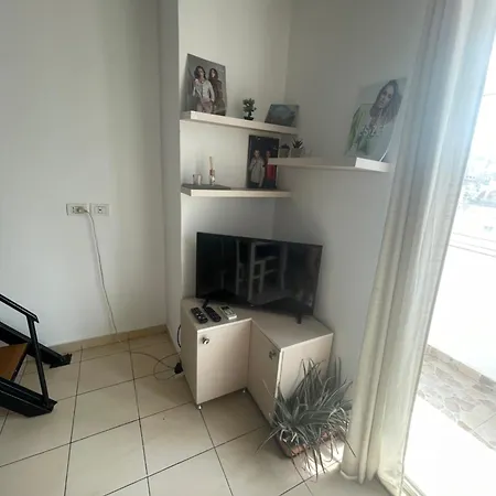 アパート Duplex *