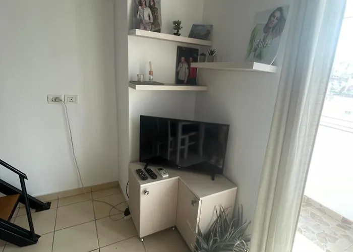 アパート Duplex *